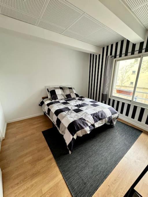 Experience Cinema Immersif Dans Appartement Renove Pres De Montmartre Paris Exterior foto
